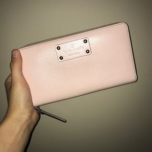 ♠️ Kate spade light pink wallet